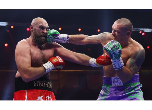 Usyk and Fury's fight card and statistics are now available for review.