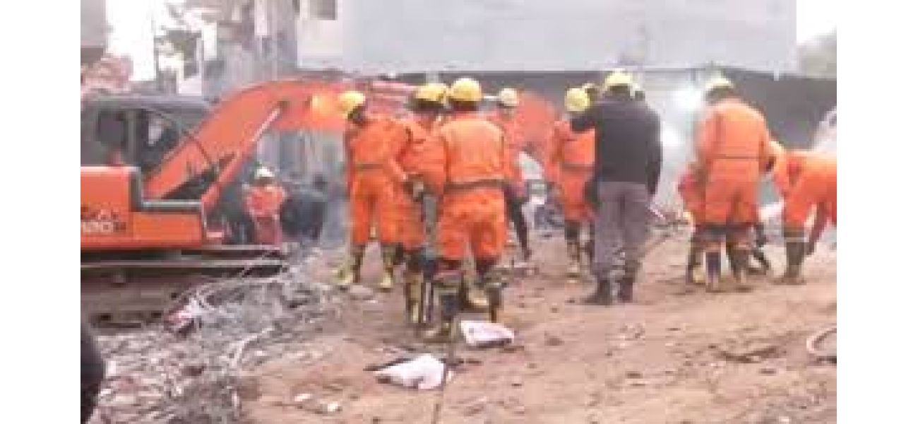 Building collapse in Punjab causes fatalities and potential entrapment, rescue efforts in progress.