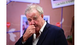 Clarkson faces major setback during holiday season, confesses to being inexperienced.