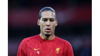 Van Dijk advised to leave Liverpool for another club.