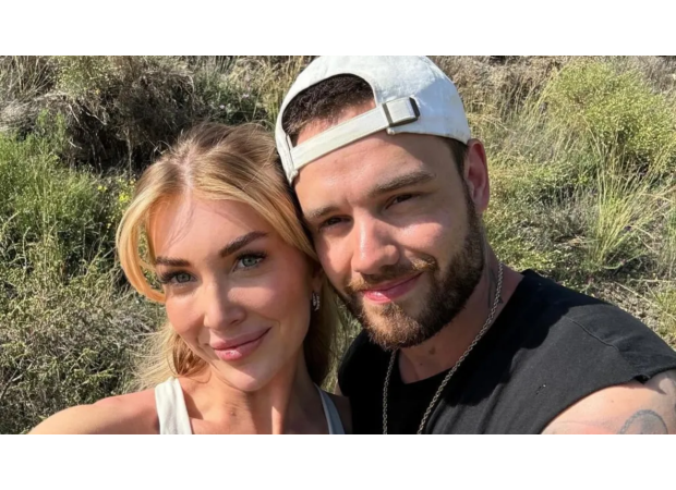 Liam Payne's girlfriend honors him with tattoo 2 months after his death.