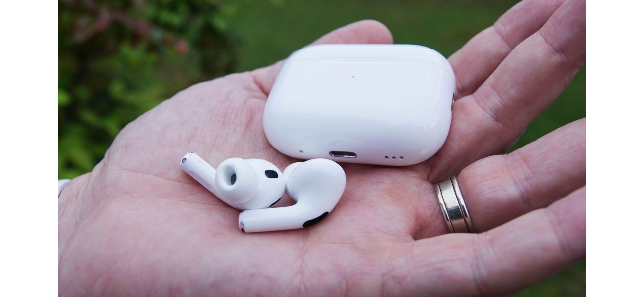 Apple receives Australia's approval to develop AirPods Pro 2 as certified hearing aids.