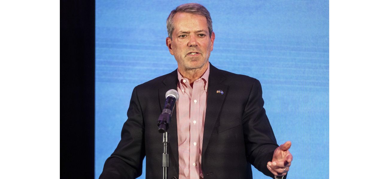 NE governor hospitalized after being thrown from horse.