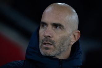 Chelsea's transfer plans take a hit as Enzo Maresca seeks to offload a sidelined player.