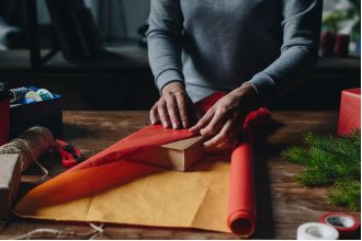 Family gifts opened, Mum fell for holiday scam.