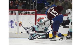 Kiviranta and the Avalanche defeat the Kraken, earning their seventh win in nine games before the holiday break.