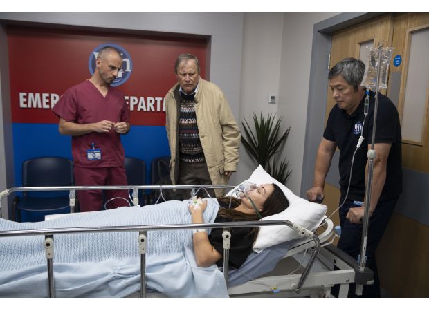 Iconic Coronation Street star meets tragic fate as she succumbs to sepsis in shocking storyline.