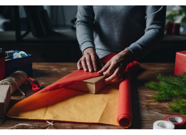 Family gifts opened, Mum fell for holiday scam.