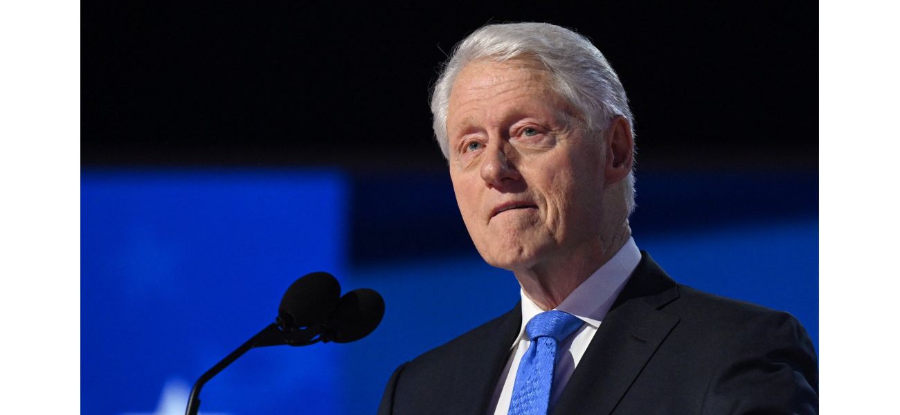 Bill Clinton, former US President, admitted to hospital.