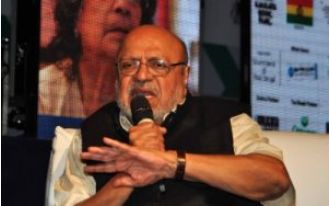 Renowned director Shyam Benegal dies at age 90.