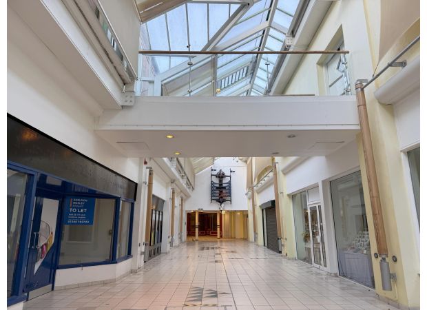 UK's most deserted shopping centre at Christmas, only three stores are open.