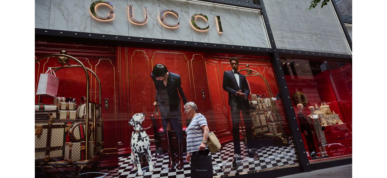 Australians cautioned about the strong temptation of credit card debt.