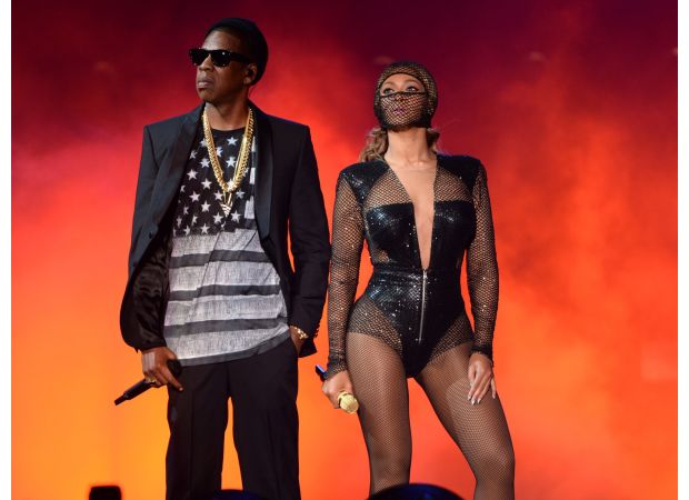 Beyoncé delays announcement, will tour in 2025 due to Jay-Z's rape lawsuit.