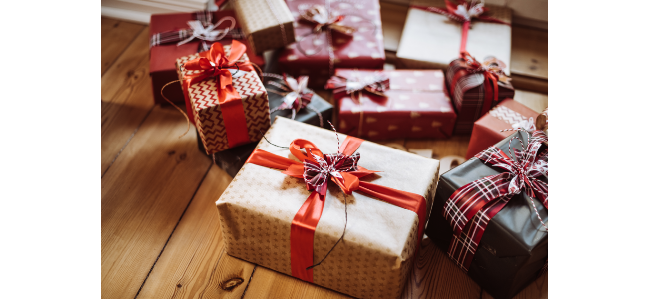 Australians could earn $1 billion through Christmas presents.