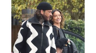 Reality star Maura Higgins is excited for her upcoming Christmas getaway as she helps Pete Wicks pack the car.