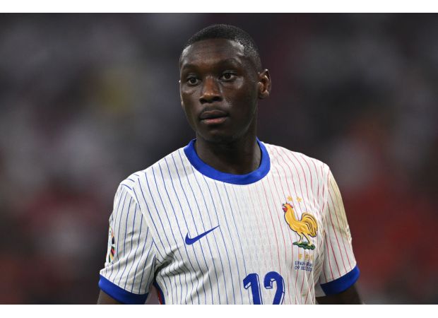 PSG player could join Arsenal on loan in January for a fee of £76m.