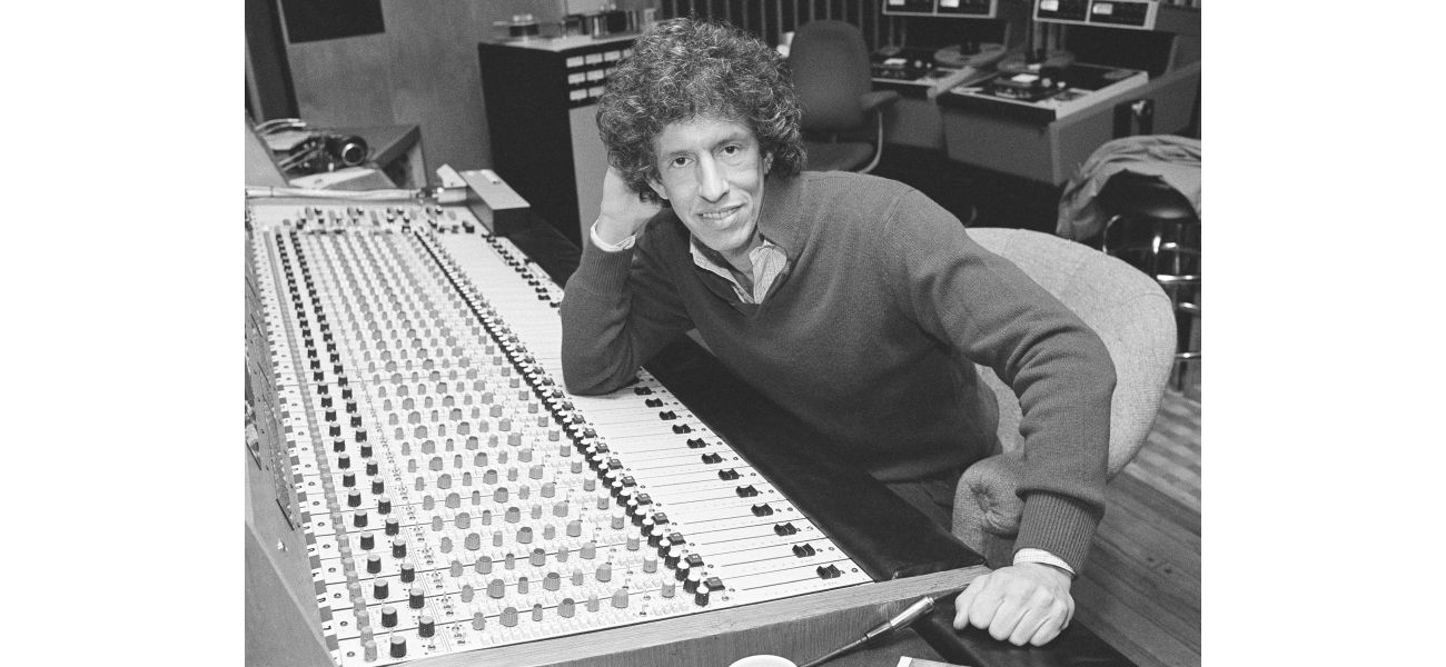 Renowned music producer Richard Perry, known for producing hits like 'You're So Vain', passes away at age 82.