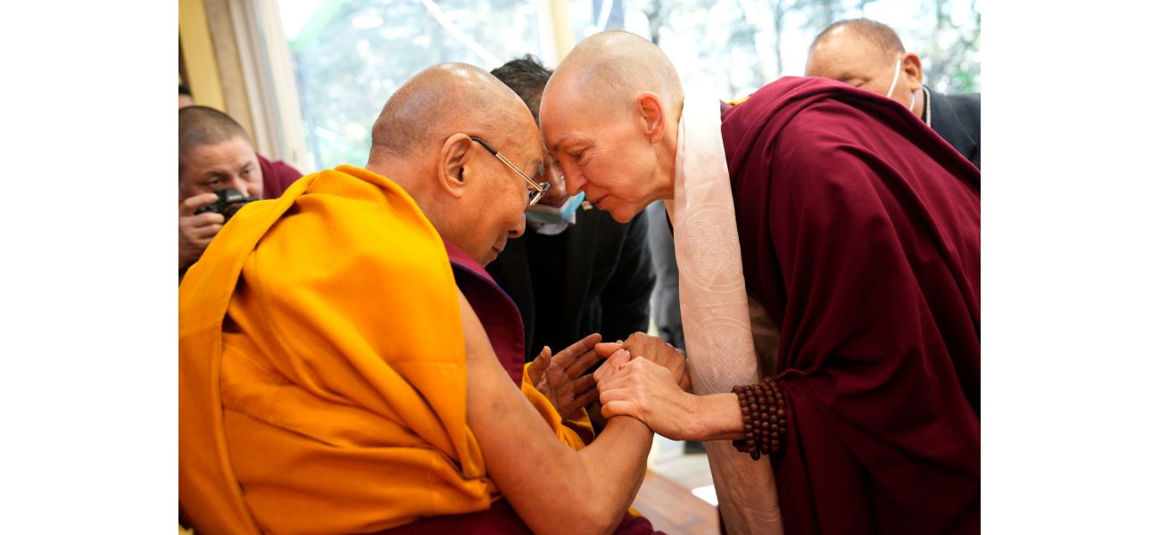 A former London banker now turned Buddhist nun shares tips for finding happiness.