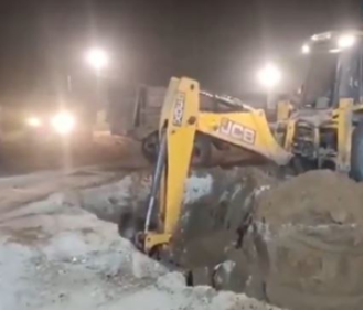 A young girl is still stuck in a borewell in Rajasthan and efforts are being made to rescue her.