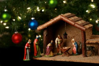 The reasons for celebrating Christmas on December 25 are explained in various theories.