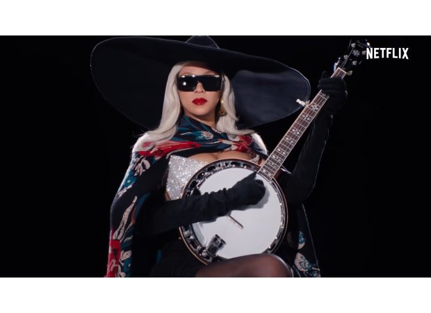 Learn how to catch Beyoncé's halftime performance at the NFL game on Christmas Day.