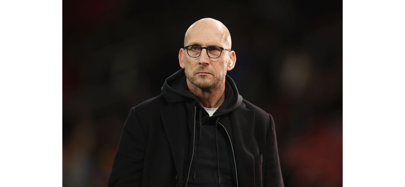 Former Manchester United player offers to join Ruben Amorim's coaching staff and is open for discussions.