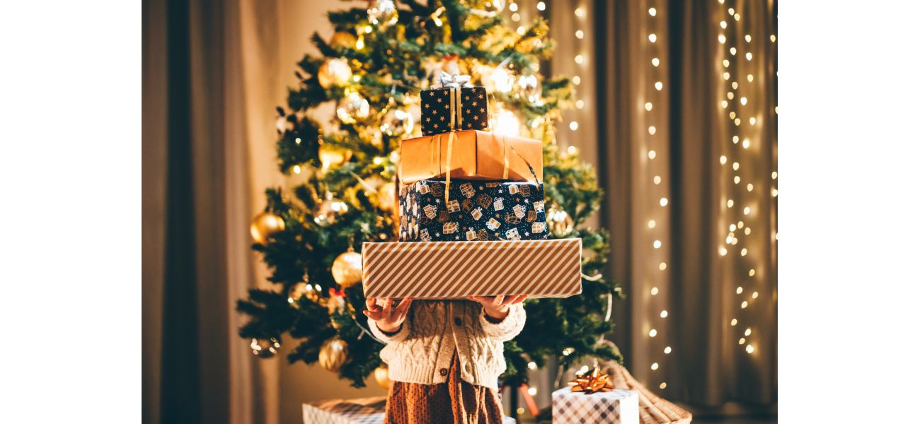 Wondering about returning gifts without a receipt? Find out your holiday return rights.