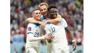Paul Gascoigne asked for a signed shirt from England's top player.