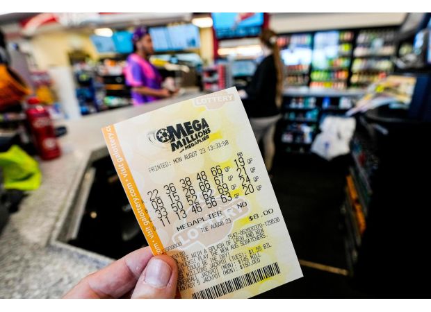 Mega Millions prize rises above $1 billion as no winning numbers are selected in Christmas Eve drawing.