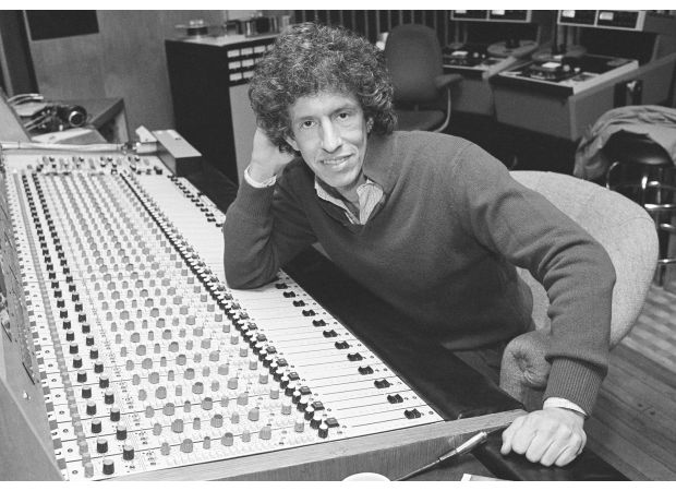 Richard Perry, a successful music producer with a talent for making hit songs, has passed away at the age of 82.