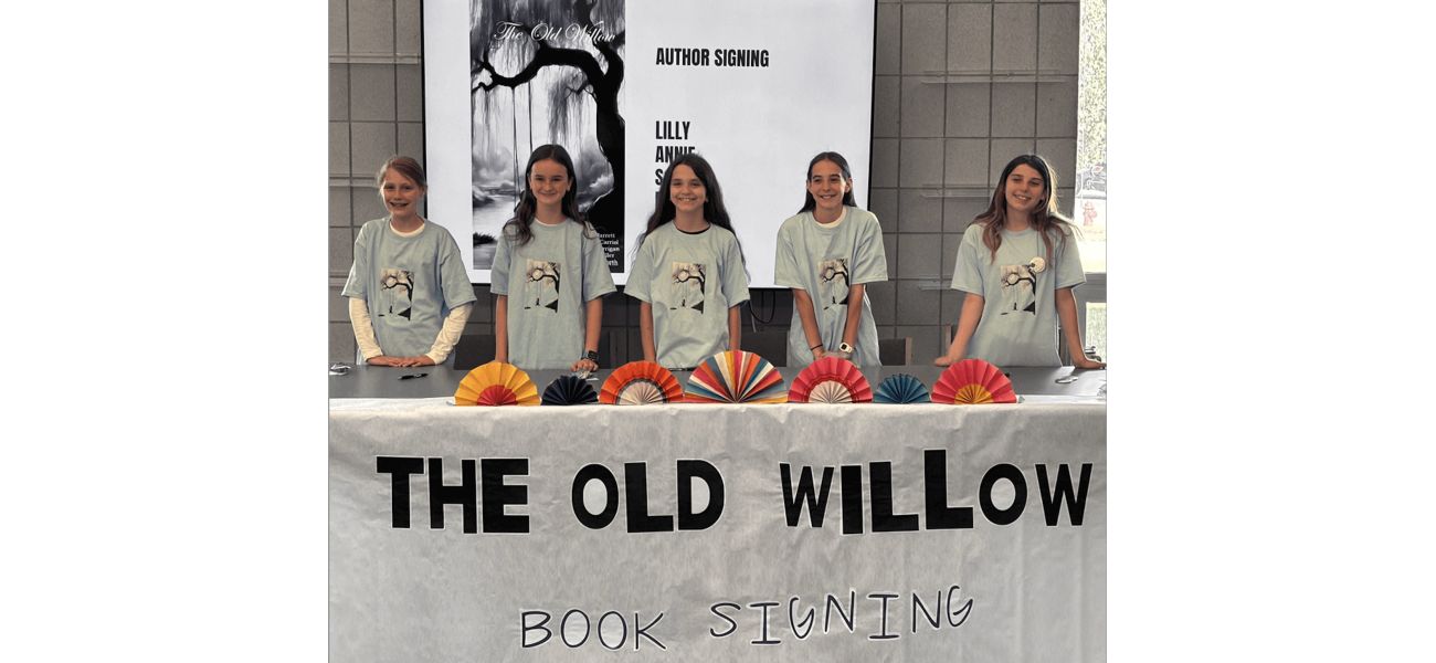 Friends from Homer Glen school teaming up again to release their second book.