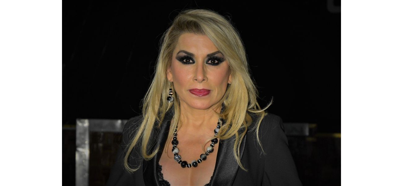 Famous Mexican singer Dulce La Cantante passes away at age 69.