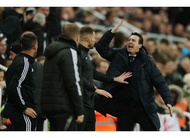 Emery offers support to Tindall after Villa's red card in Newcastle win.