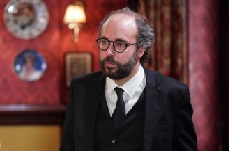A new plan by killer Reiss is set in motion on EastEnders.