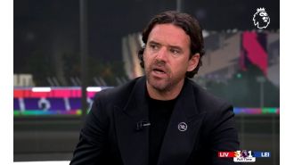 Ex-soccer player Owen Hargreaves says Arsenal must make three new players to surpass Liverpool.