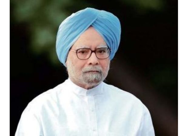 Former Indian Prime Minister Manmohan Singh, known for his role in economic reforms, passes away at the age of 92.