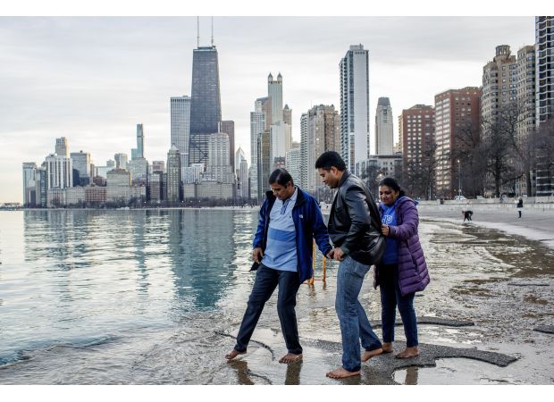 Chicago's holiday climate: Hottest and coldest in 147 years.
