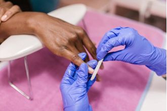 Detroit Nail Bar expands with franchise options available.