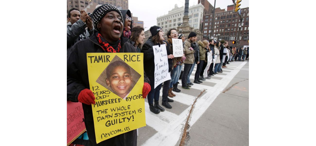 On December 28, a grand jury chooses not to charge police officers involved in the shooting death of Tamir Rice.