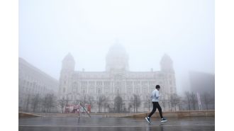 The Met Office has provided an update on fog conditions this weekend, following numerous flight delays.