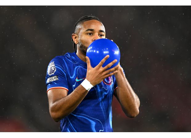 Ipswich Town and Chelsea will face off with potential lineup changes due to team injuries.