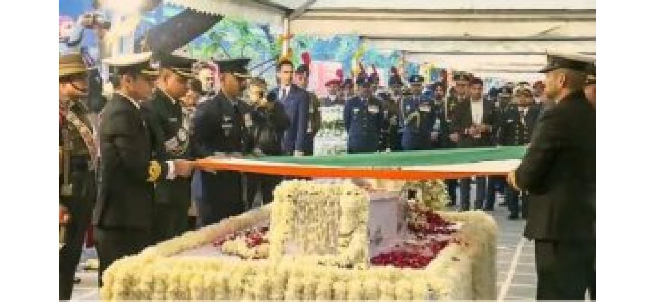 Congress accuses government of disrespecting former Prime Minister Singh by not holding his last rites at a dedicated place.