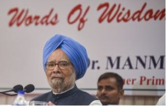 Two Odisha tribals receive award from Manmohan Singh, emotional farewell.