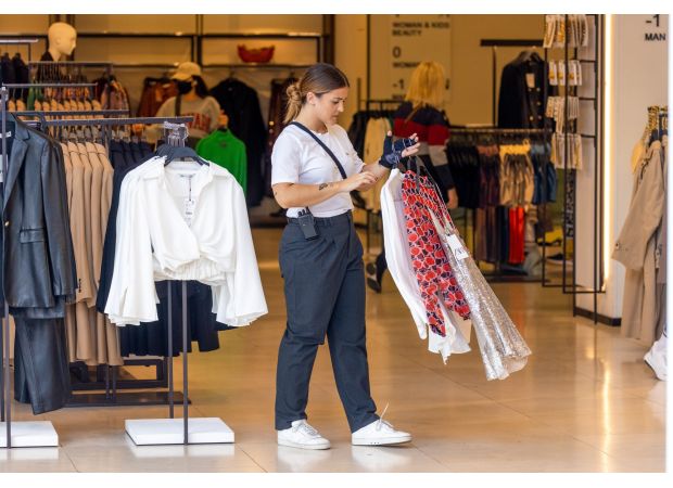 In 2024, popular retail chains' downfall resulted in 170,000 job losses for workers in the industry.