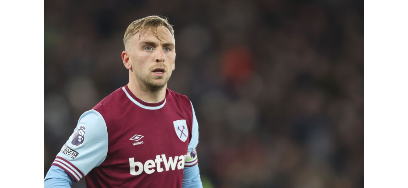 West Ham's problems continue as Jarrod Bowen's injury compounds their defeat to Liverpool.