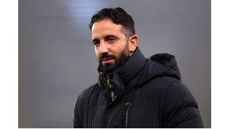 A Manchester United player has been advised by a former Old Trafford player to leave the club due to his poor performance.