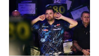 Luke Humphries is impressed by a single player at the World Darts Championship.