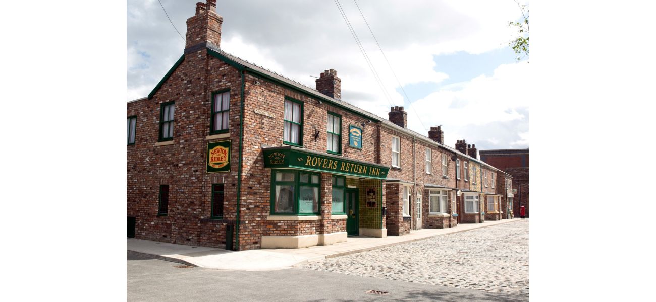 The actors on Coronation Street will have shorter contracts due to a financial crisis.