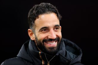 Manchester United is very interested in acquiring a former Chelsea player who is now with Barcelona.