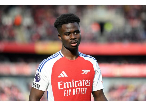 Premier League team Arsenal considers a player as a potential replacement for Bukayo Saka.